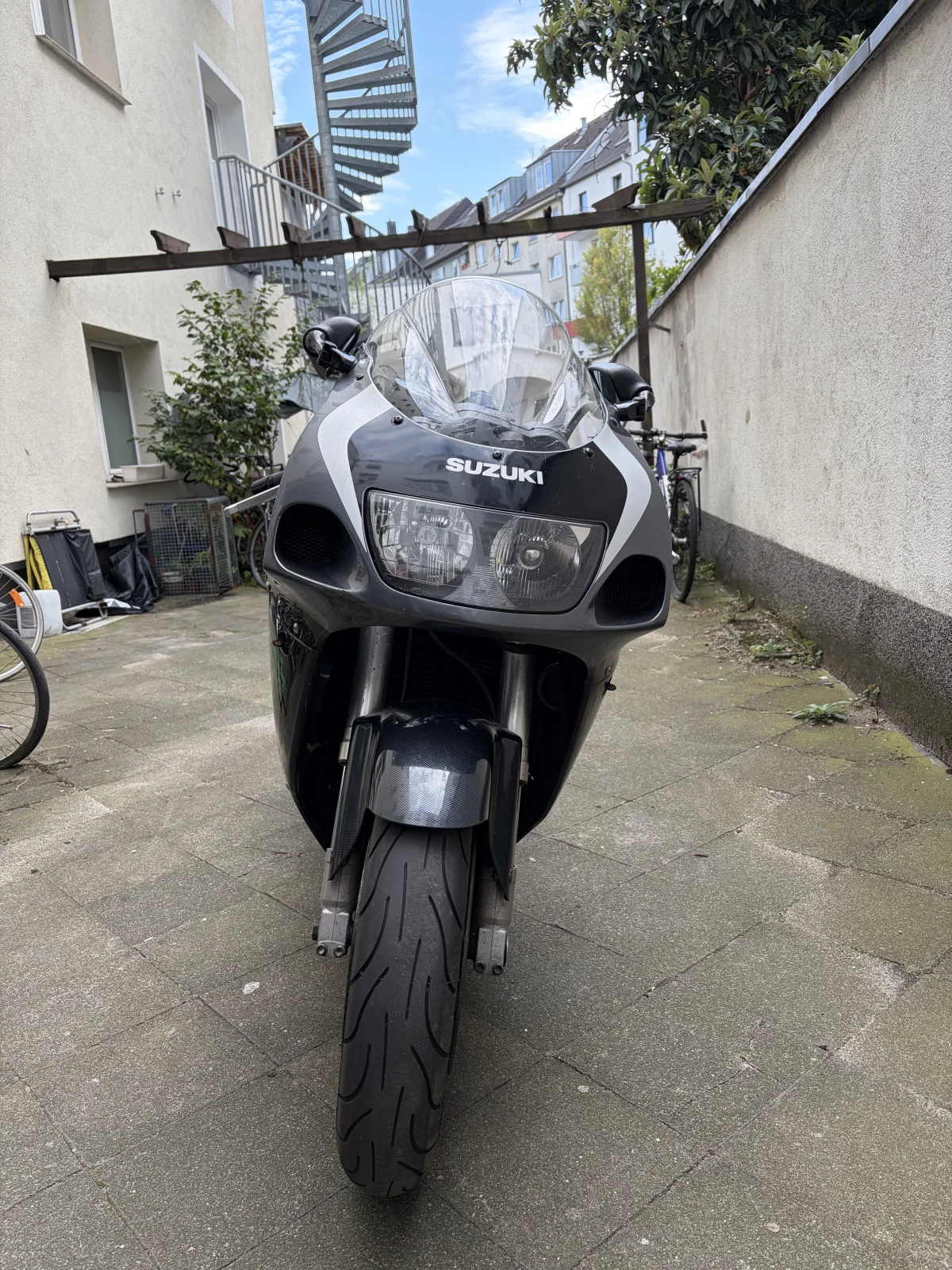 Suzuki GSX-R 750