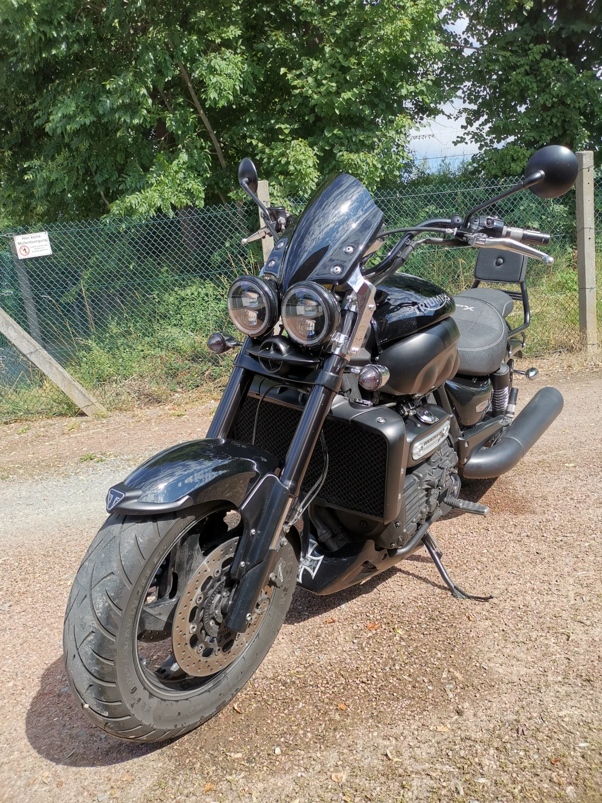 Triumph Rocket X