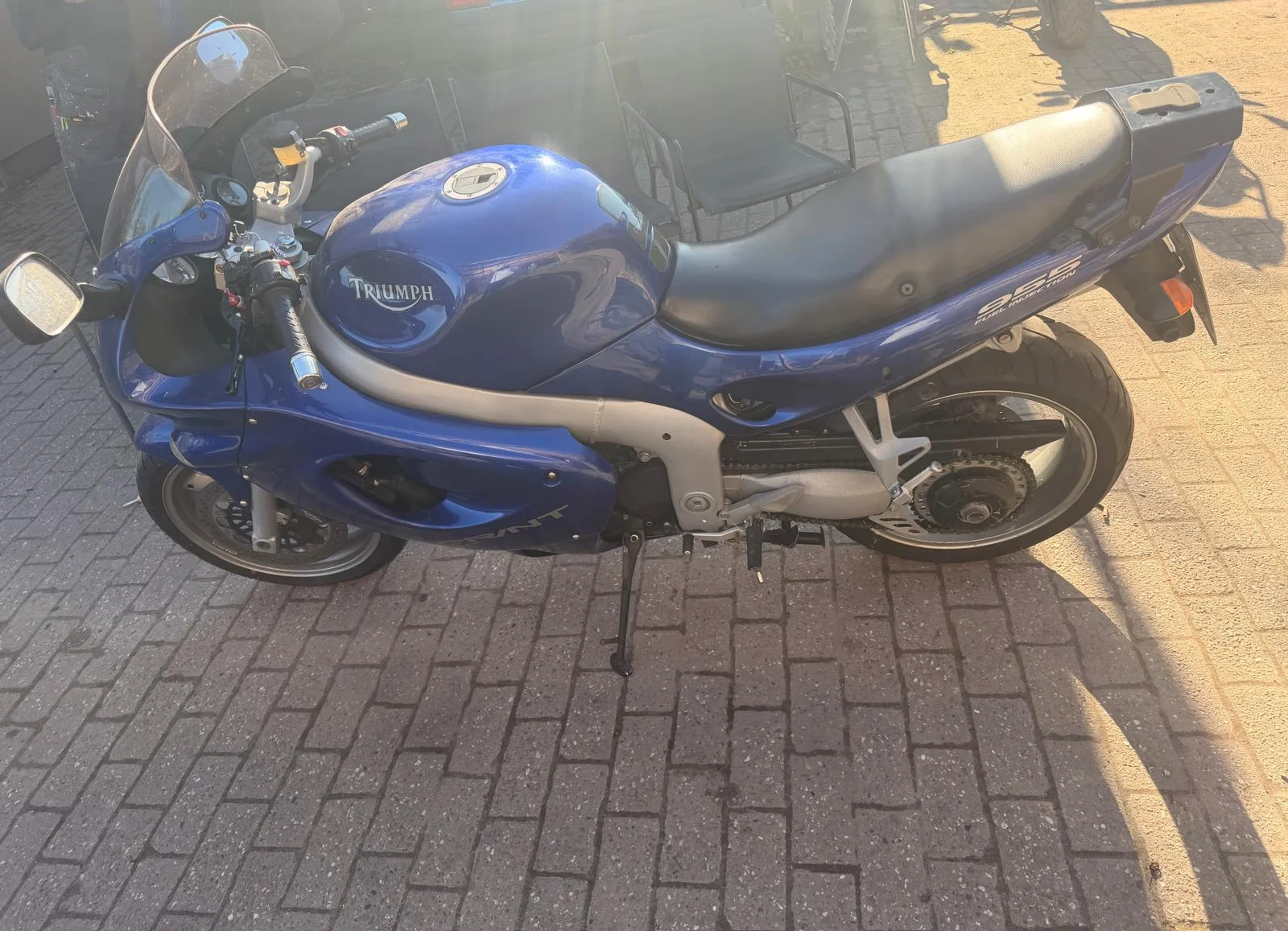 Triumph Sprint ST 955i