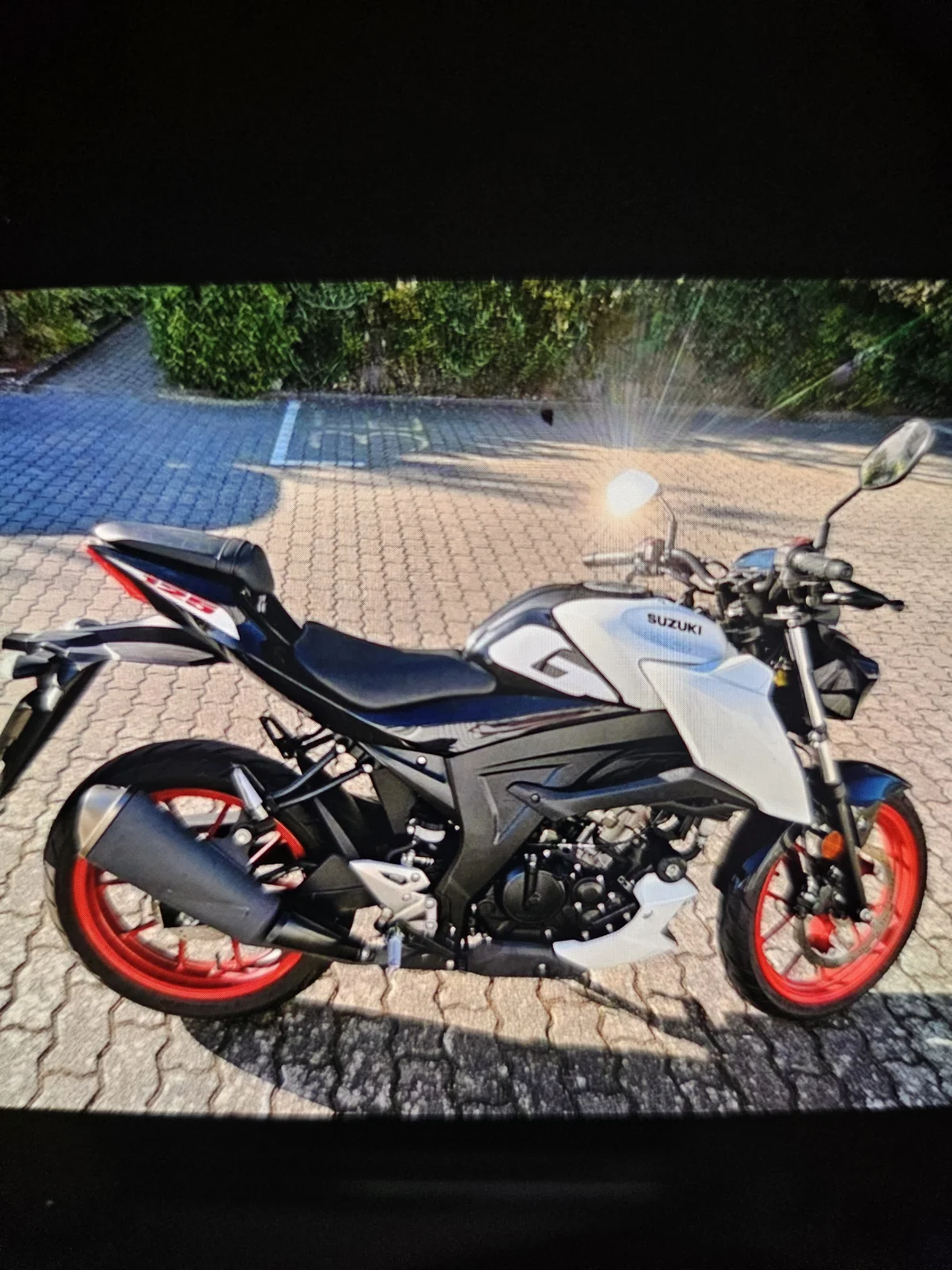 Suzuki GSX-S125